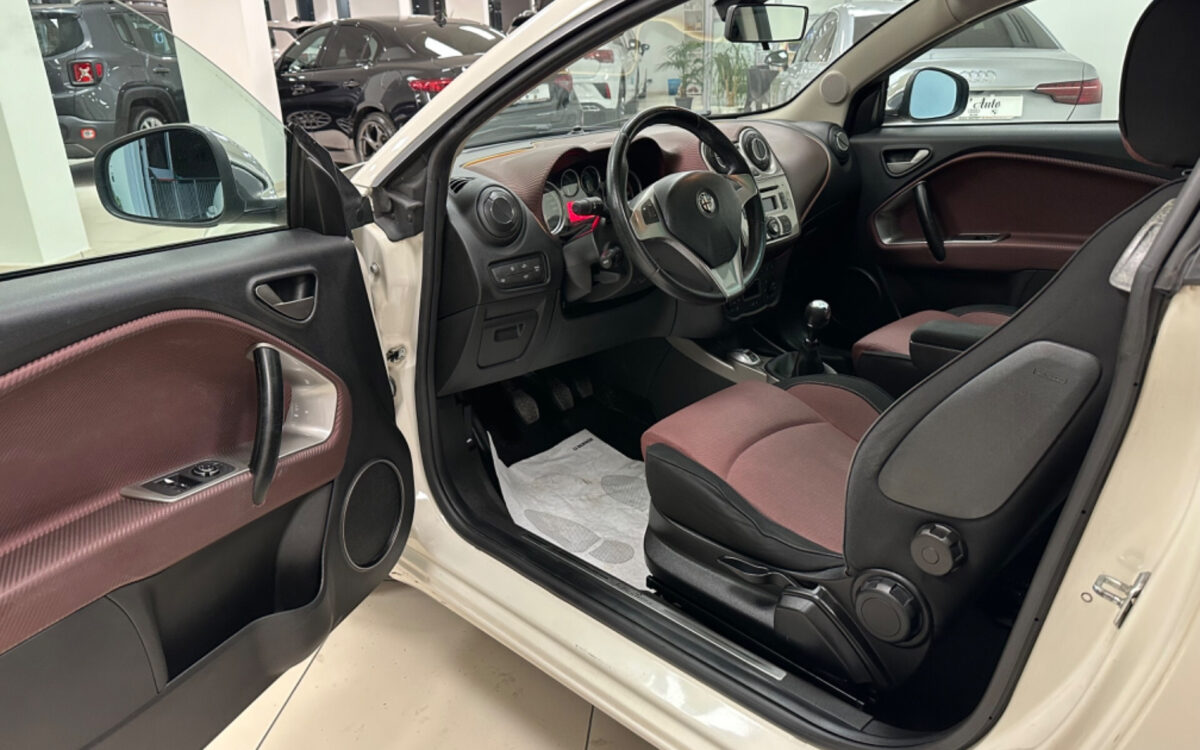 Alfa Romeo MiTo MiTo 1.3 JTDm-2 95 CV S&S Distinctive