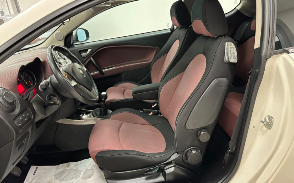Alfa Romeo MiTo MiTo 1.3 JTDm-2 95 CV S&S Distinctive