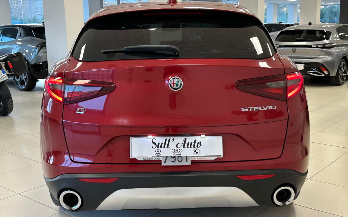 Alfa Romeo Stelvio Stelvio 2.2 Turbodiesel 210 CV AT8 Q4 Executive