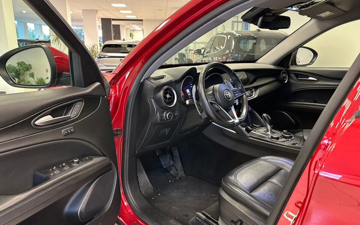 Alfa Romeo Stelvio Stelvio 2.2 Turbodiesel 210 CV AT8 Q4 Executive
