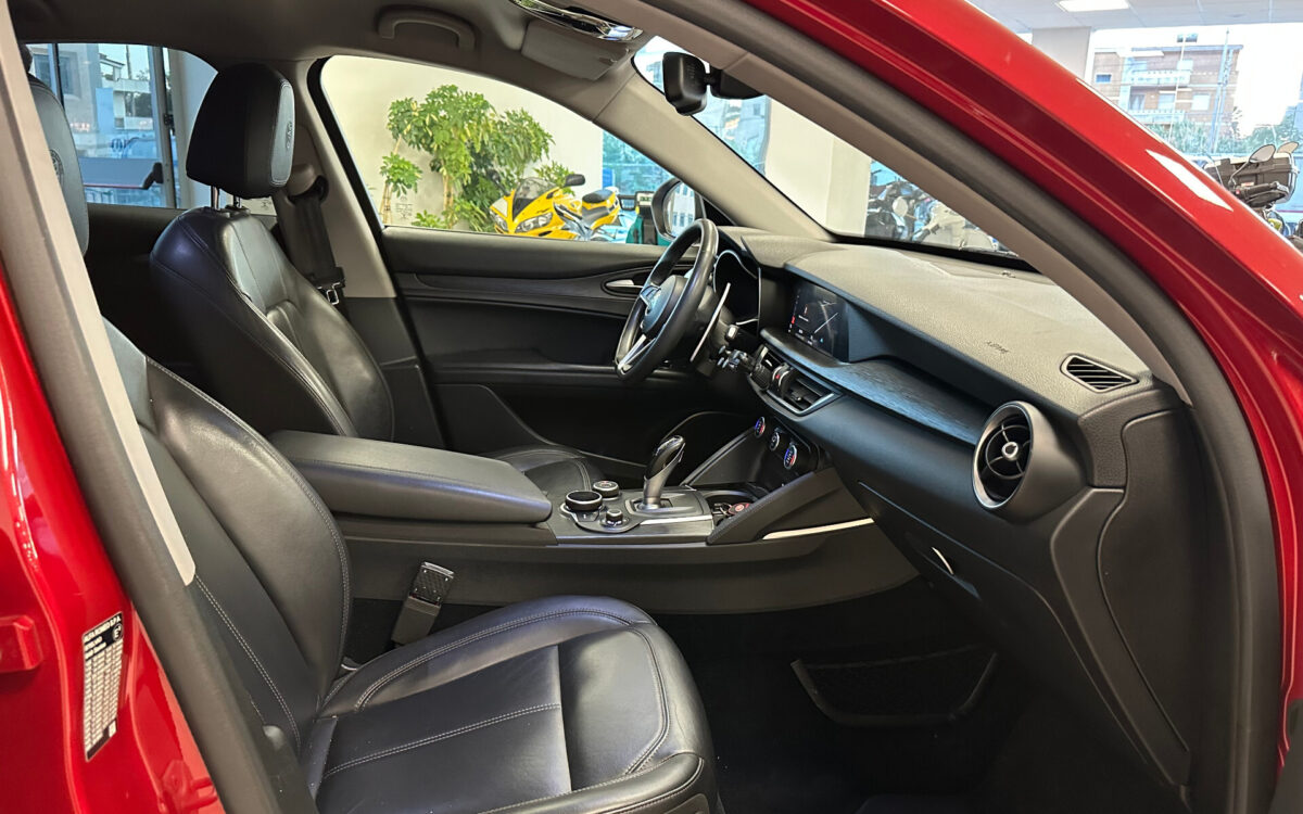 Alfa Romeo Stelvio Stelvio 2.2 Turbodiesel 210 CV AT8 Q4 Executive