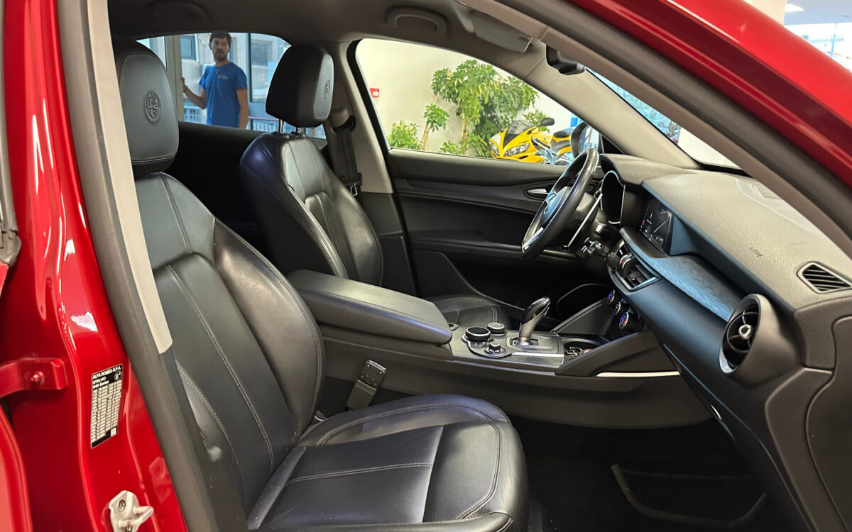 Alfa Romeo Stelvio Stelvio 2.2 Turbodiesel 210 CV AT8 Q4 Executive